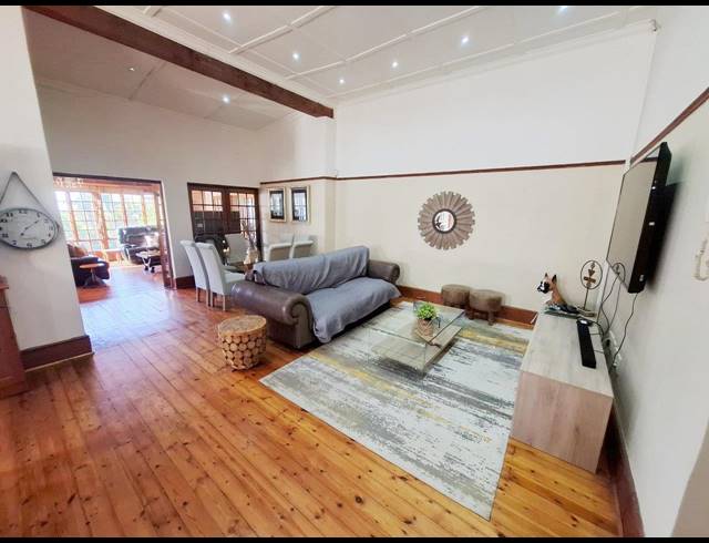 3 BEDROOM HOUSE RENTED IN MOUNT CROIX